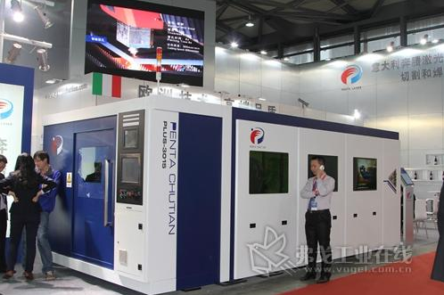 奔騰激光“閃耀”上海機(jī)床展會（CCMT2014）